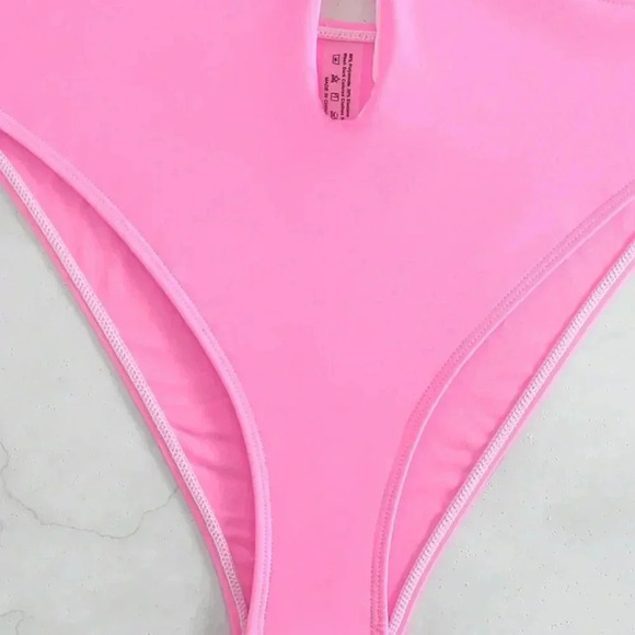 Pink Sexy Women's Beach Colorblock Cut-Out Halter One Piece Swimsuit - Picture 6 of 7